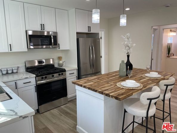 624 W 102nd Street, Los Angeles CA 90044