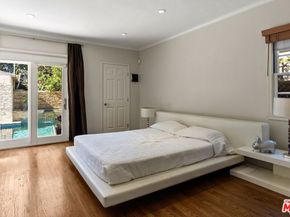 107 S Gardner Street, Los Angeles CA 90036