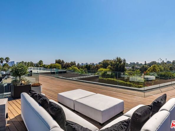 615 N Faring Road, Los Angeles CA 90077