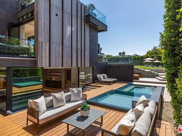 615 N Faring Road, Los Angeles CA 90077