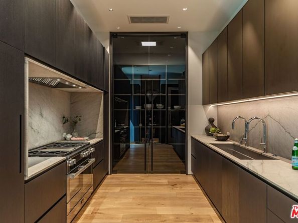 615 N Faring Road, Los Angeles CA 90077