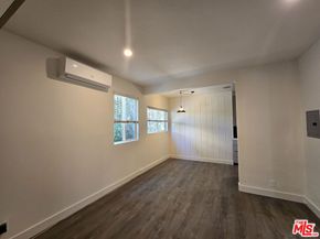 5710 Vineland Avenue, North Hollywood CA 91601