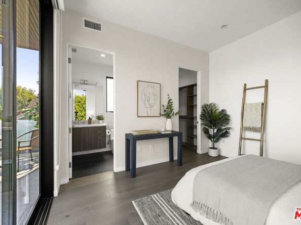125 S Medio Drive, Los Angeles CA 90049