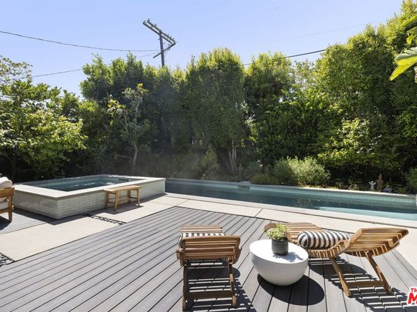 125 S Medio Drive, Los Angeles CA 90049