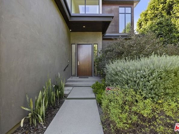 125 S Medio Drive, Los Angeles CA 90049