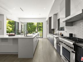 125 S Medio Drive, Los Angeles CA 90049