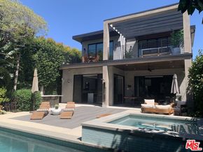 125 S Medio Drive, Los Angeles CA 90049