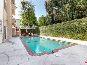 5139 Balboa Boulevard 9, Encino CA 91316