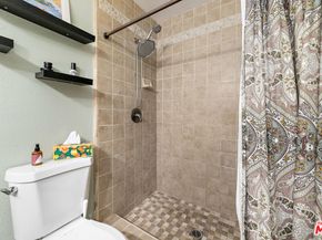 5139 Balboa Boulevard 9, Encino CA 91316