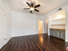 5139 Balboa Boulevard 9, Encino CA 91316