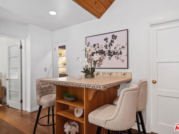 10545 Selkirk Lane, Los Angeles CA 90077