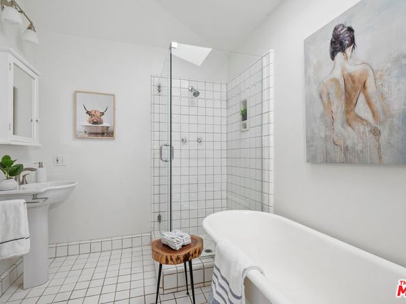 10545 Selkirk Lane, Los Angeles CA 90077