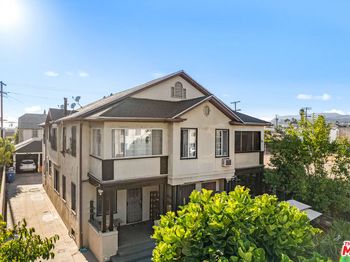 1011 N N Heliotrope Drive