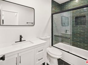 1733 S New Hampshire Avenue, Los Angeles CA 90006