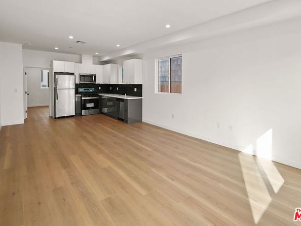 1733 S New Hampshire Avenue, Los Angeles CA 90006