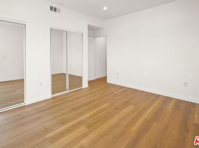 1733 S New Hampshire Avenue, Los Angeles CA 90006