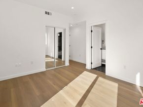 1733 S New Hampshire Avenue, Los Angeles CA 90006