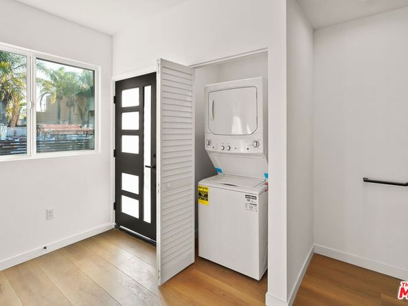 1733 S New Hampshire Avenue, Los Angeles CA 90006