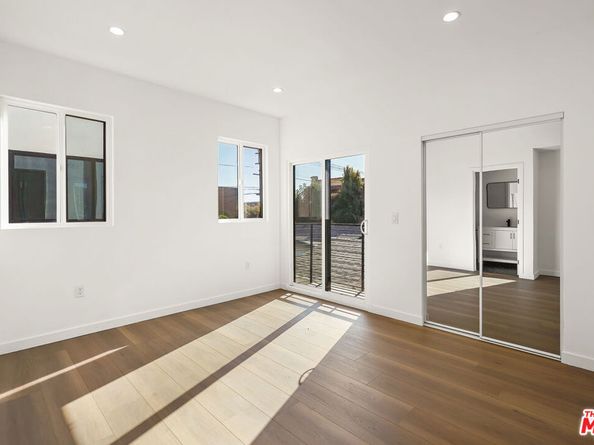 1733 S New Hampshire Avenue, Los Angeles CA 90006