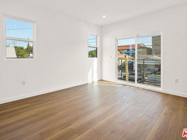 1733 S New Hampshire Avenue, Los Angeles CA 90006