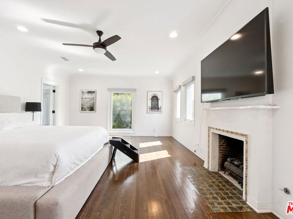 956 S Longwood Avenue, Los Angeles CA 90019