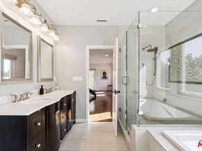 956 S Longwood Avenue, Los Angeles CA 90019