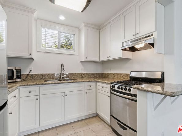 956 S Longwood Avenue, Los Angeles CA 90019