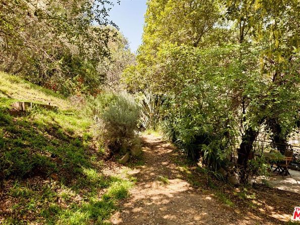 10012 Charter Oak Lane, Beverly Hills CA 90210