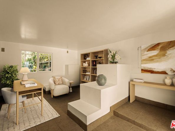 10012 Charter Oak Lane, Beverly Hills CA 90210