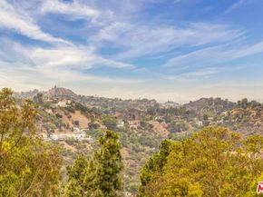 2427 Solar Drive, Los Angeles CA 90046