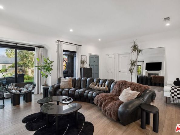 805 S Ogden Drive, Los Angeles CA 90036