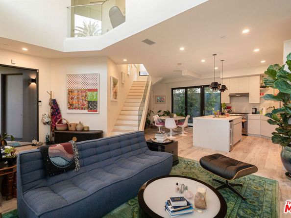 407 Rialto Avenue, Venice CA 90291