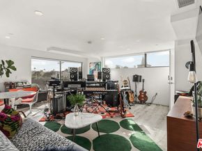 407 Rialto Avenue, Venice CA 90291