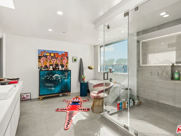 407 Rialto Avenue, Venice CA 90291