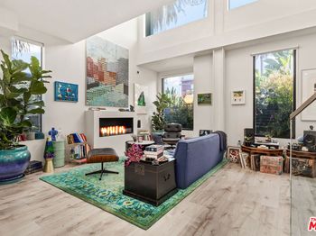 407 Rialto Avenue