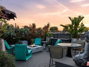 407 Rialto Avenue, Venice CA 90291