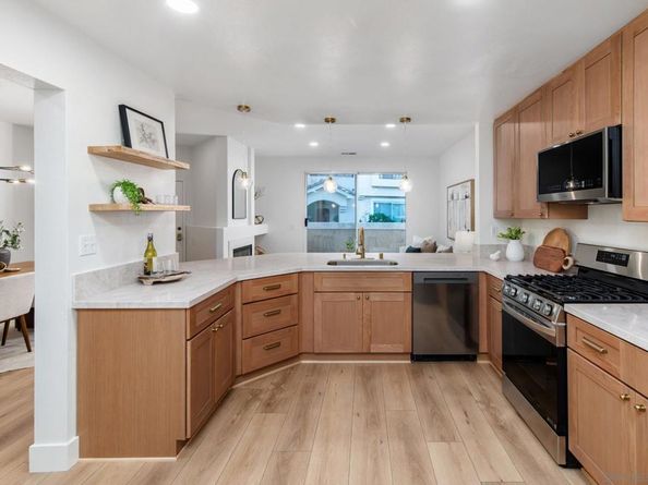 9368 Babauta Rd 93, San Diego CA 92129