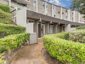 3050 Rue Dorleans 101, San Diego CA 92110