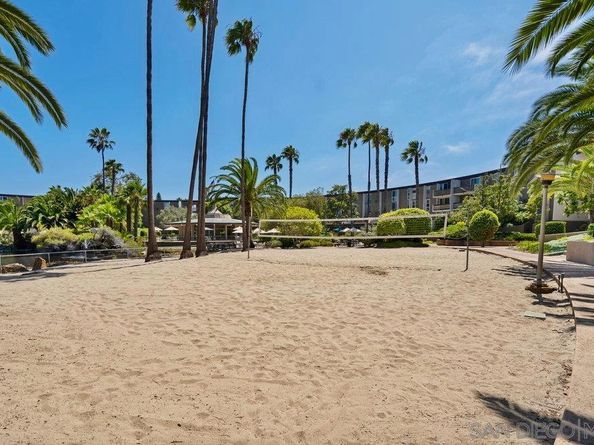3050 Rue Dorleans 101, San Diego CA 92110