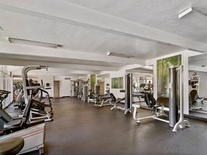 3050 Rue Dorleans 101, San Diego CA 92110