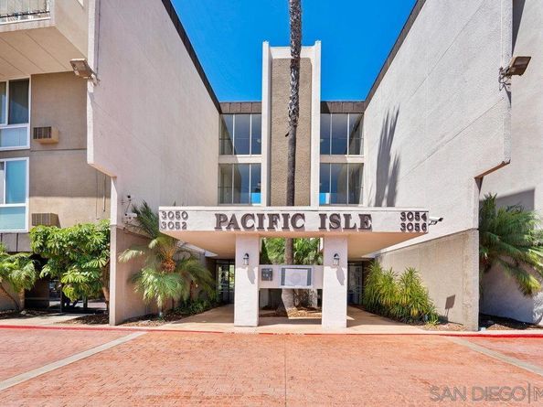 3050 Rue Dorleans 101, San Diego CA 92110