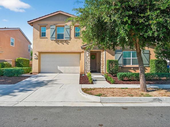 4077 E Groveland Dr, Ontario CA 91761
