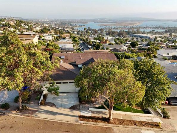 3539 Mount Laurence Dr, San Diego CA 92117