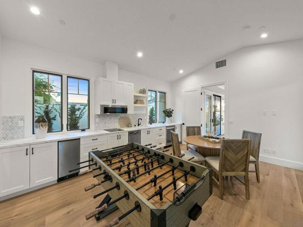 910 Balboa, Coronado CA 92118