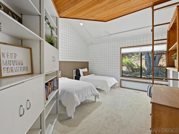 2057 Hidden Crest Dr, El Cajon CA 92019