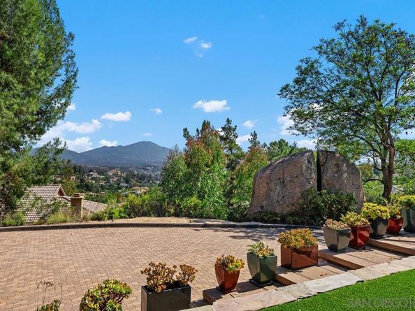 2057 Hidden Crest Dr, El Cajon CA 92019