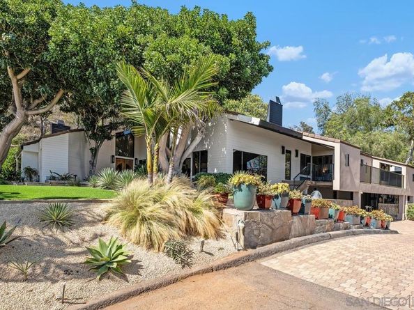 2057 Hidden Crest Dr, El Cajon CA 92019