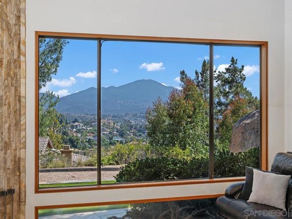 2057 Hidden Crest Dr, El Cajon CA 92019