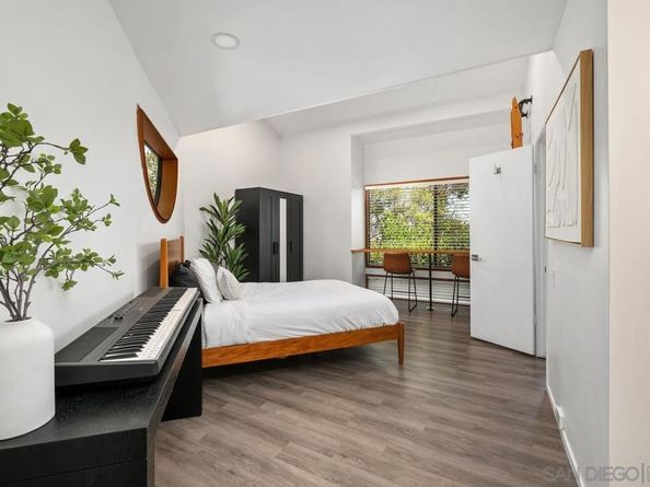 2057 Hidden Crest Dr, El Cajon CA 92019