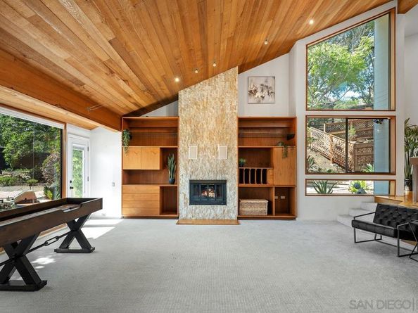 2057 Hidden Crest Dr, El Cajon CA 92019